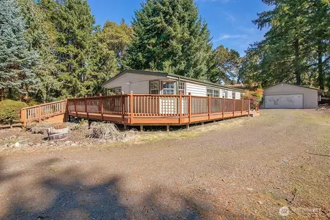194 River Ridge Ln, Kalama, WA 98625