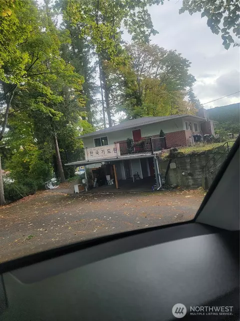 18929 Highway 99, Lynnwood, WA 98036