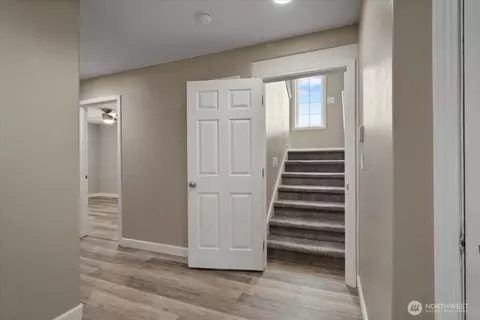 Entry Way - 14515 145th St E, Orting, WA 98360 photo 3 of 3