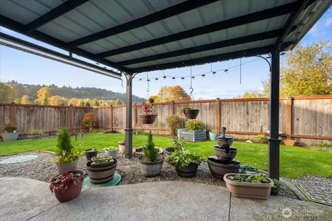 Exterior - 14515 145th St E, Orting, WA 98360 photo 7 of 8