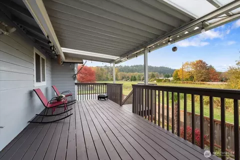 Exterior - 14515 145th St E, Orting, WA 98360 photo 5 of 8