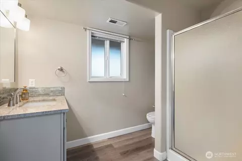 Bath - 14515 145th St E, Orting, WA 98360 photo 3 of 3