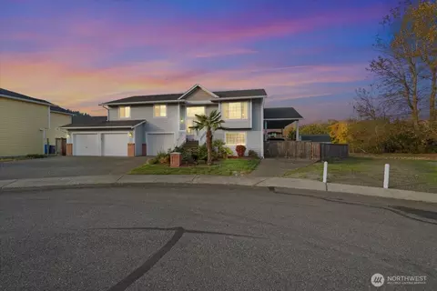 14515 145th St E, Orting, WA 98360