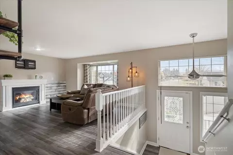 Entry Way - 14515 145th St E, Orting, WA 98360 photo 1 of 3