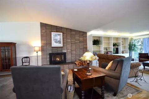 Living - 136 Sunset Pl, Sequim, WA 98382 photo 1 of 6