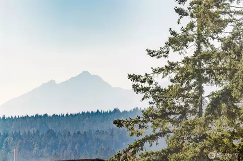 2074 NW Winterset Ln, Silverdale, WA 98383