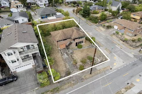 View/Area - 2601 23rd Ave S, Seattle, WA 98144 photo 2 of 6