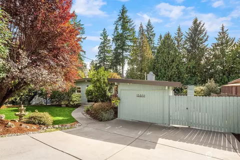 15851 SE 12th Pl, Bellevue, WA 98008