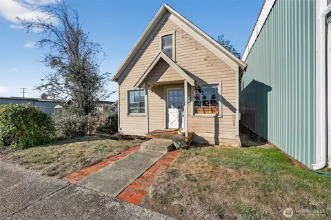 1125 N Tower Ave, Centralia, WA 98531