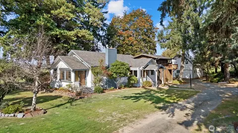 15925 State Route 536, Mount Vernon, WA 98273