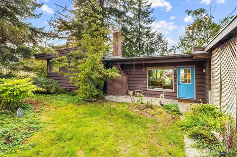 1040 Puget St, Bellingham, WA 98229