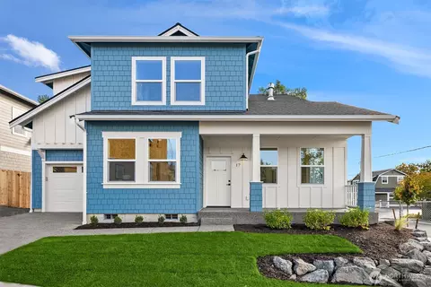 17 Beargrass Ln NE, Poulsbo, WA 98370