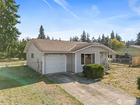 17513 6th Ave Ct E, Spanaway, WA 98387