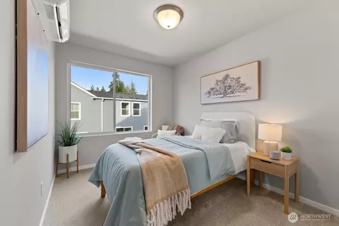 Bedroom - 7027 Rainier Dr #A, Everett, WA 98203 photo 1 of 6