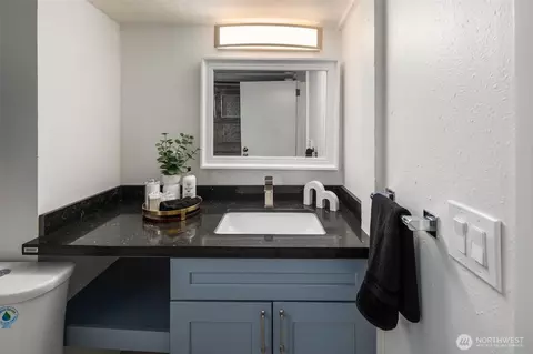 4642 Eastern Ave N, Seattle, WA 98103 photo 27