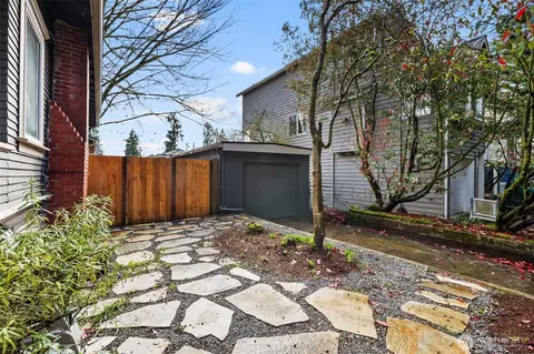 4642 Eastern Ave N, Seattle, WA 98103 photo 28