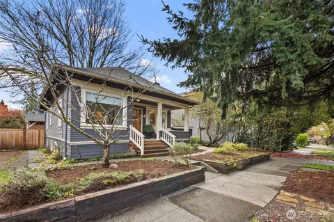 4642 Eastern Ave N, Seattle, WA 98103 photo 2
