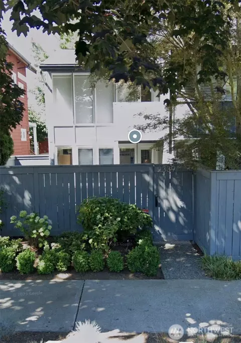 2339 42nd Ave E # 1, Seattle, WA 98112