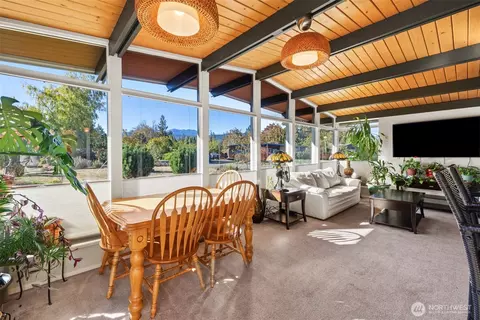 274 Dungeness Mdws, Sequim, WA 98382 photo 16
