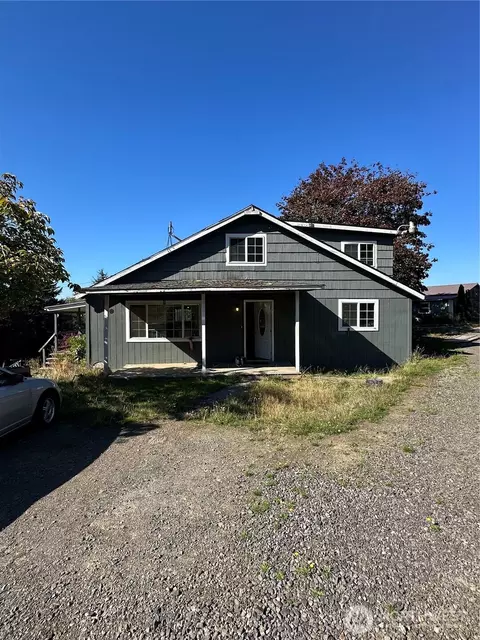 550 Holcomb Rd, Kelso, WA 98626