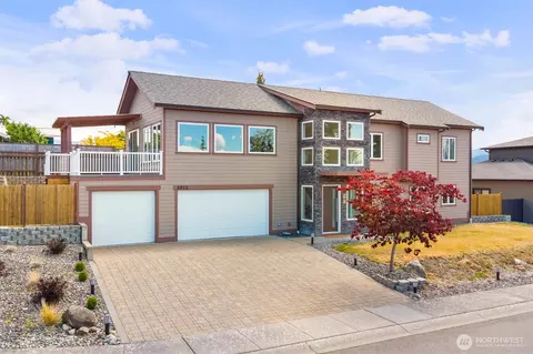 2612 Birch St, Bellingham, WA 98226