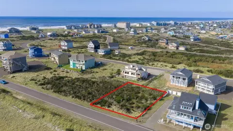 1533 E Ocean Shores Blvd SW, Ocean Shores, WA 98569