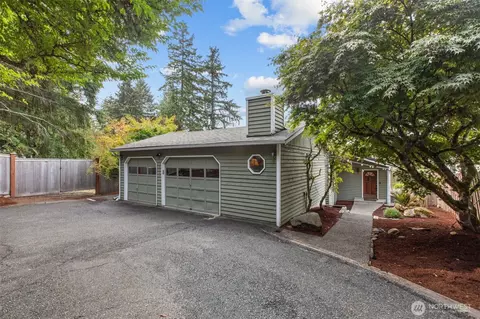 7790 NW Wildcat Lake Rd, Bremerton, WA 98312