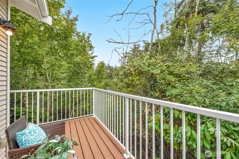 Exterior - 14915 38th Dr SE #JJ1180, Bothell, WA 98012 photo 5 of 6