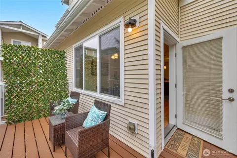 Exterior - 14915 38th Dr SE #JJ1180, Bothell, WA 98012 photo 3 of 6