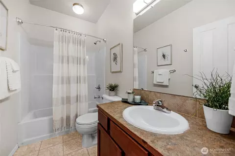 Bath - 14915 38th Dr SE #JJ1180, Bothell, WA 98012 photo 4 of 4