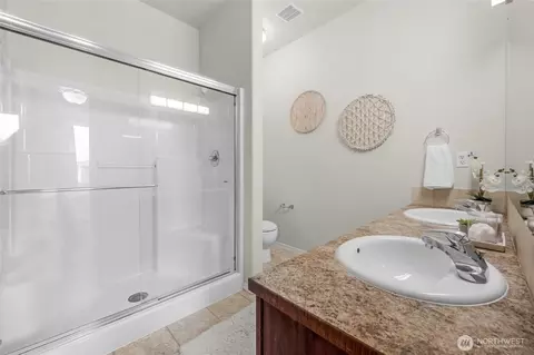 Bath - 14915 38th Dr SE #JJ1180, Bothell, WA 98012 photo 2 of 4