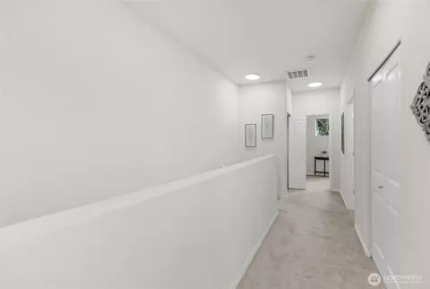 Entry Way - 14915 38th Dr SE #JJ1180, Bothell, WA 98012 photo 1 of 2