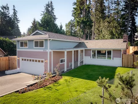 17733 2nd Pl NE, Shoreline, WA 98155