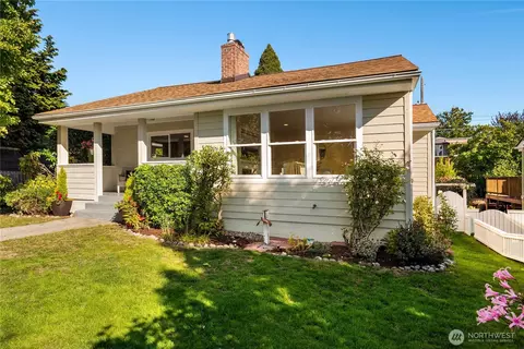 5942 46th Ave SW, Seattle, WA 98136