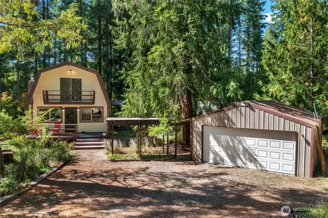 141 N Handicap Pl, Hoodsport, WA 98548