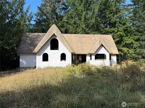 2563 E South Island Dr, Shelton, WA 98584