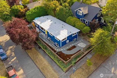 3701 SW Southern St, Seattle, WA 98126