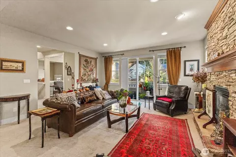 Living - 3611 232nd St SE, Bothell, WA 98021 photo 2 of 2