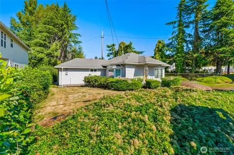 4230 S 116th St, Tukwila, WA 98168