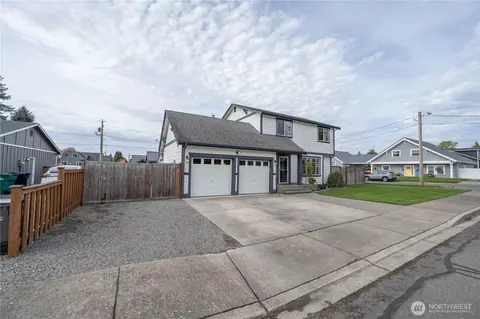 Exterior - 1486 Division St, Enumclaw, WA 98022 photo 3 of 6