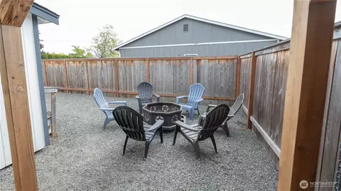 Exterior - 1486 Division St, Enumclaw, WA 98022 photo 6 of 6