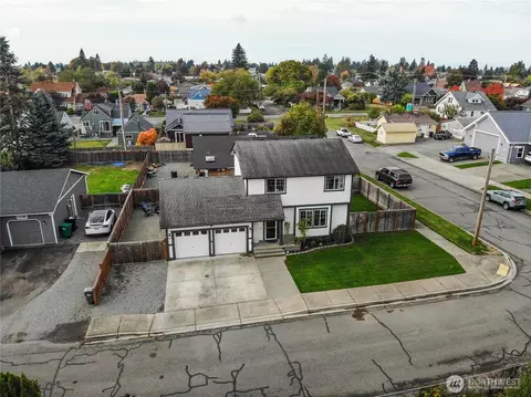 View/Area - 1486 Division St, Enumclaw, WA 98022 photo 1 of 4