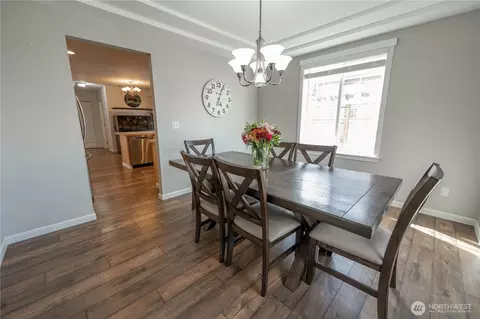 Dining - 1486 Division St, Enumclaw, WA 98022 photo 2 of 2