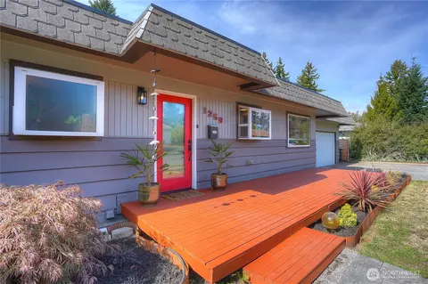 1258 Huson Dr, Tacoma, WA 98405