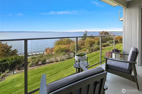 600 S State St #212, Bellingham, WA 98225