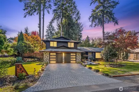 9918 56th St NW, Gig Harbor, WA 98335