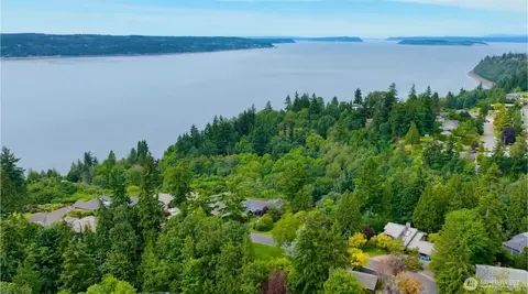 5700 Sunset Ln, Mukilteo, WA 98275