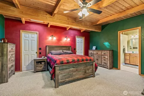 Bedroom - 115 Hazel Dr, Chehalis, WA 98532 photo 2 of 6