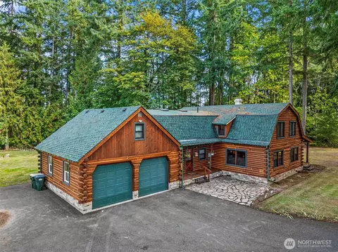 Exterior - 115 Hazel Dr, Chehalis, WA 98532 photo 4 of 7