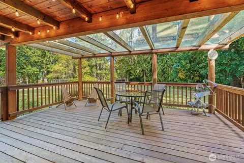 Exterior - 115 Hazel Dr, Chehalis, WA 98532 photo 5 of 7